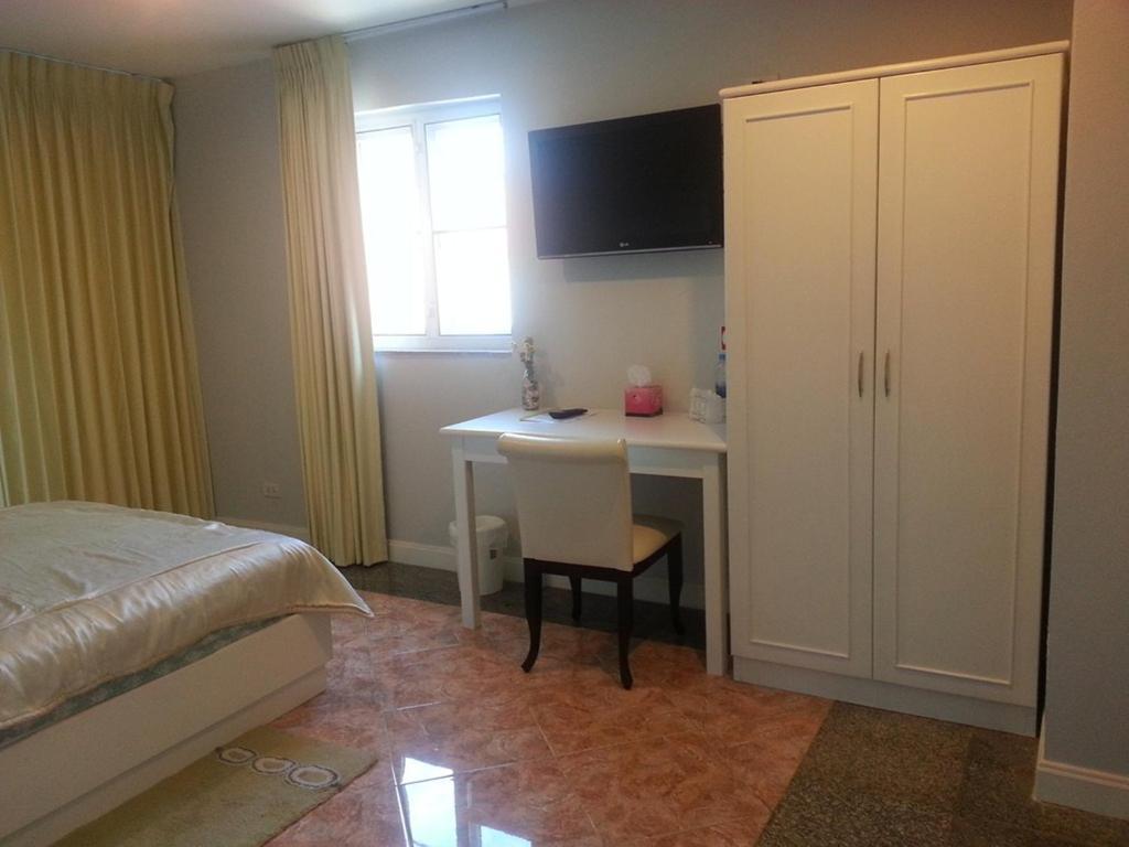 פאטאיה Yiasu Bed And Breakfast מראה חיצוני תמונה