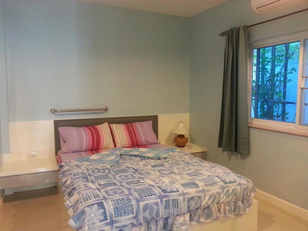 פאטאיה Yiasu Bed And Breakfast חדר תמונה