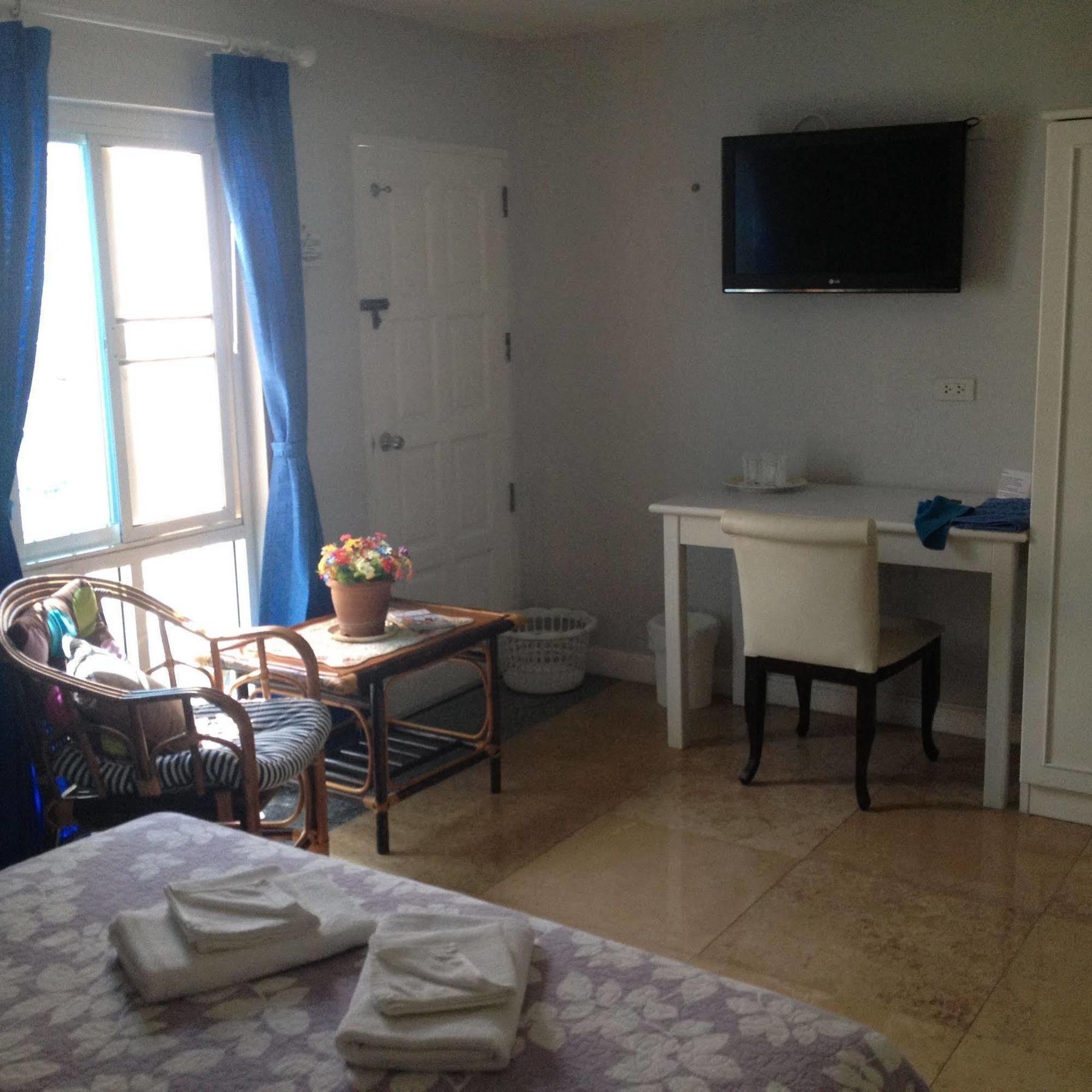 פאטאיה Yiasu Bed And Breakfast מראה חיצוני תמונה