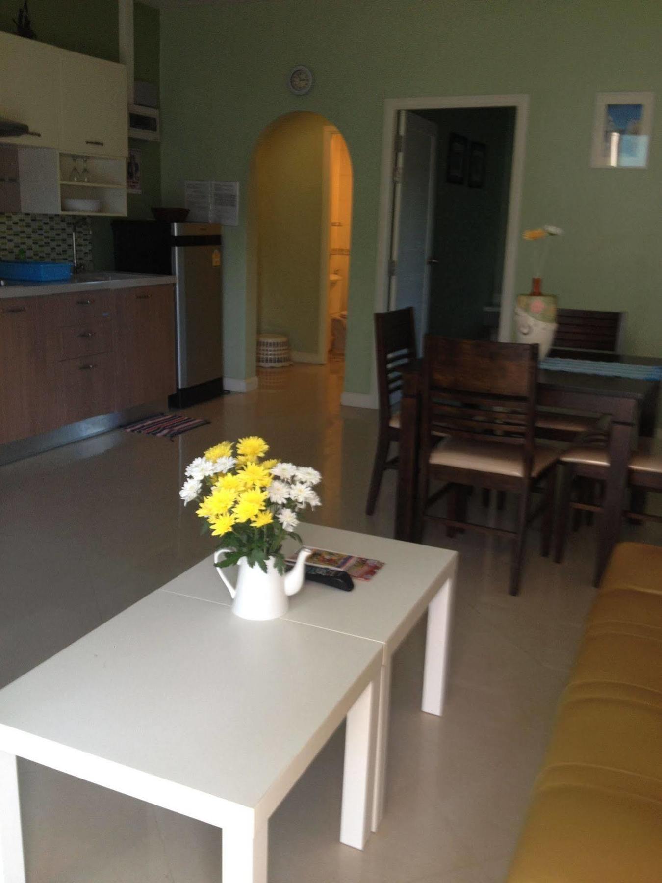 פאטאיה Yiasu Bed And Breakfast מראה חיצוני תמונה