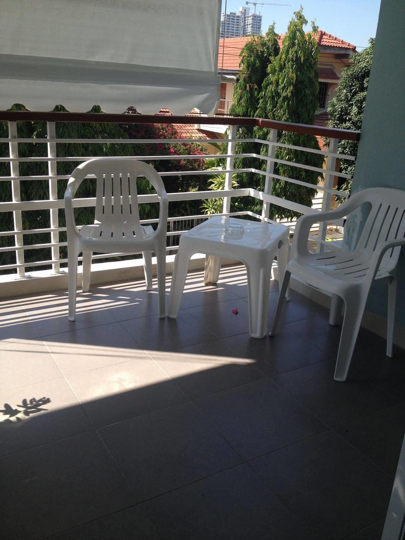 פאטאיה Yiasu Bed And Breakfast מראה חיצוני תמונה